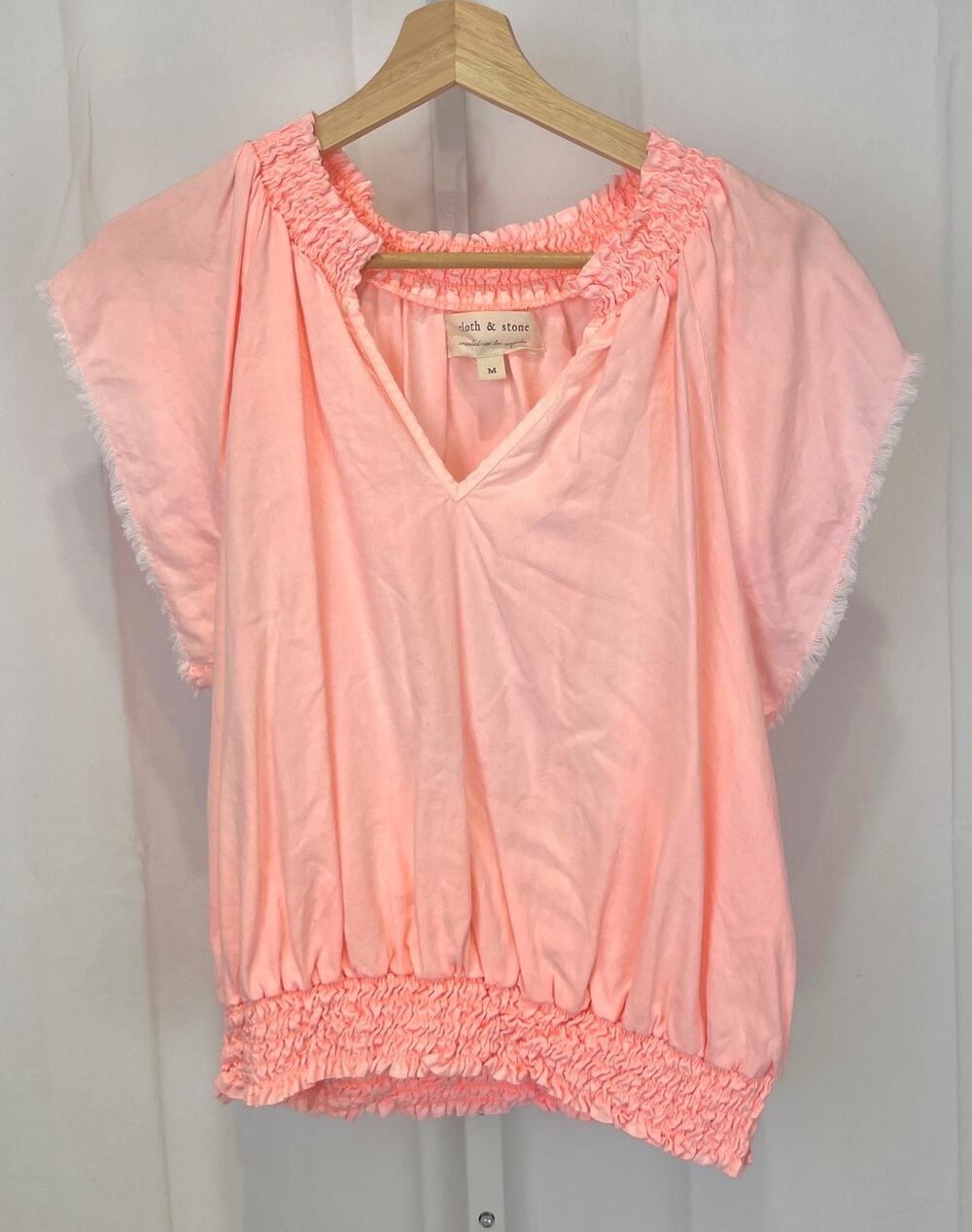 CLOTH & STONE Anthropologie Smocked V Neck Top Fringe Short Sleeve Coral Size M